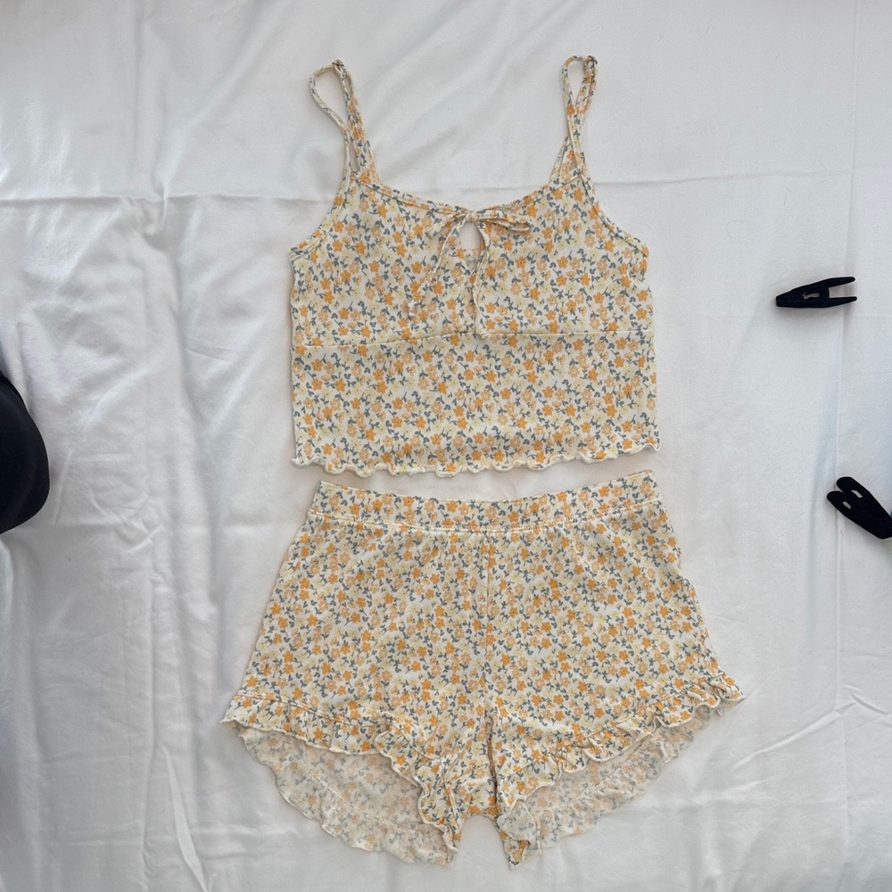 Gilly Hicks Cream and Yellow Floral Pajama Set